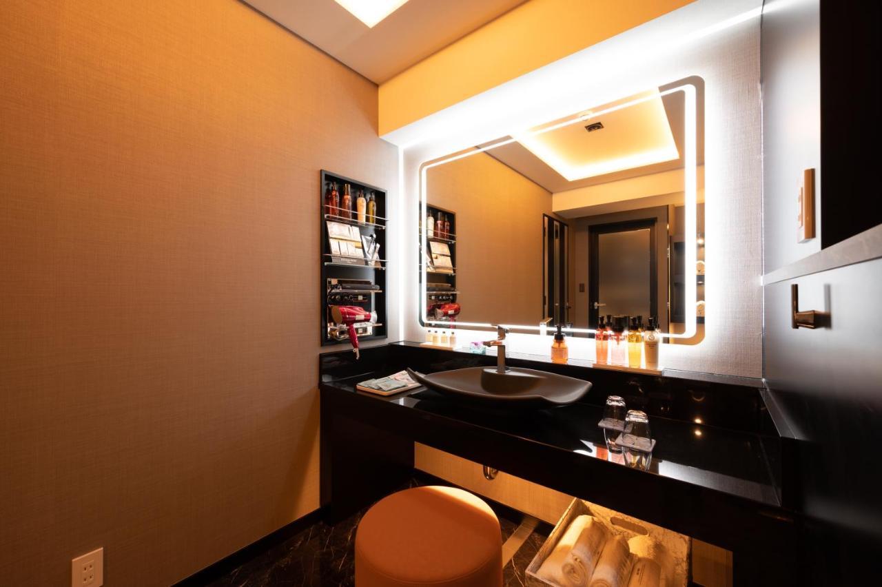 Hotel Varkin Ikebukuro Nishiguchi Токио Экстерьер фото